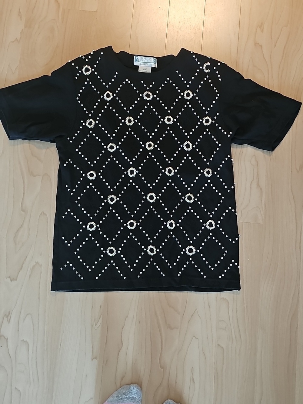 Vintage Black Short Sleeve Top with White Studded Diamond Pattern